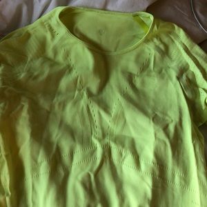 Lululemon Hi-vis top